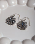 Alma de Loto Moonstone Earring | Silver