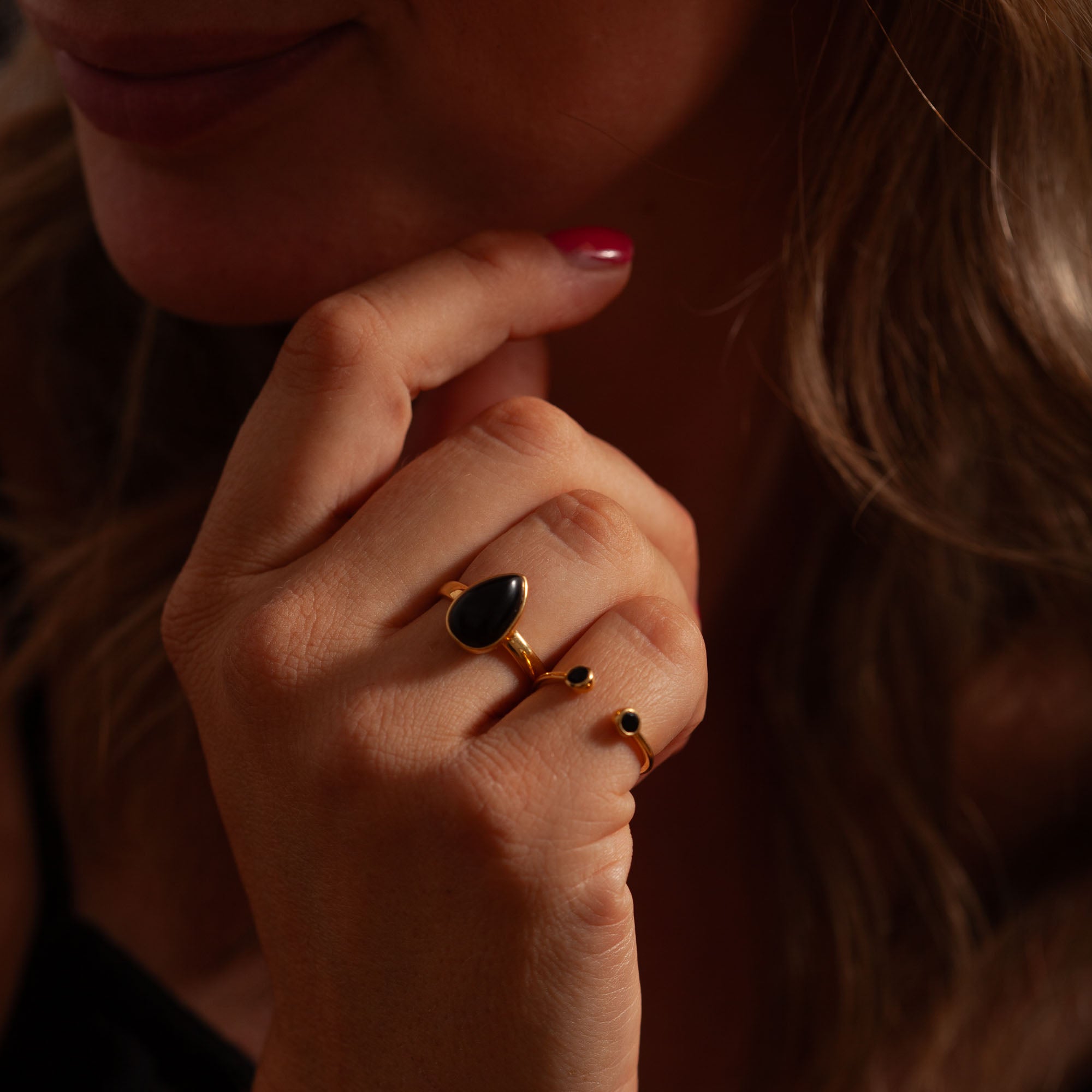 Cálida Onyx Ring | Gold
