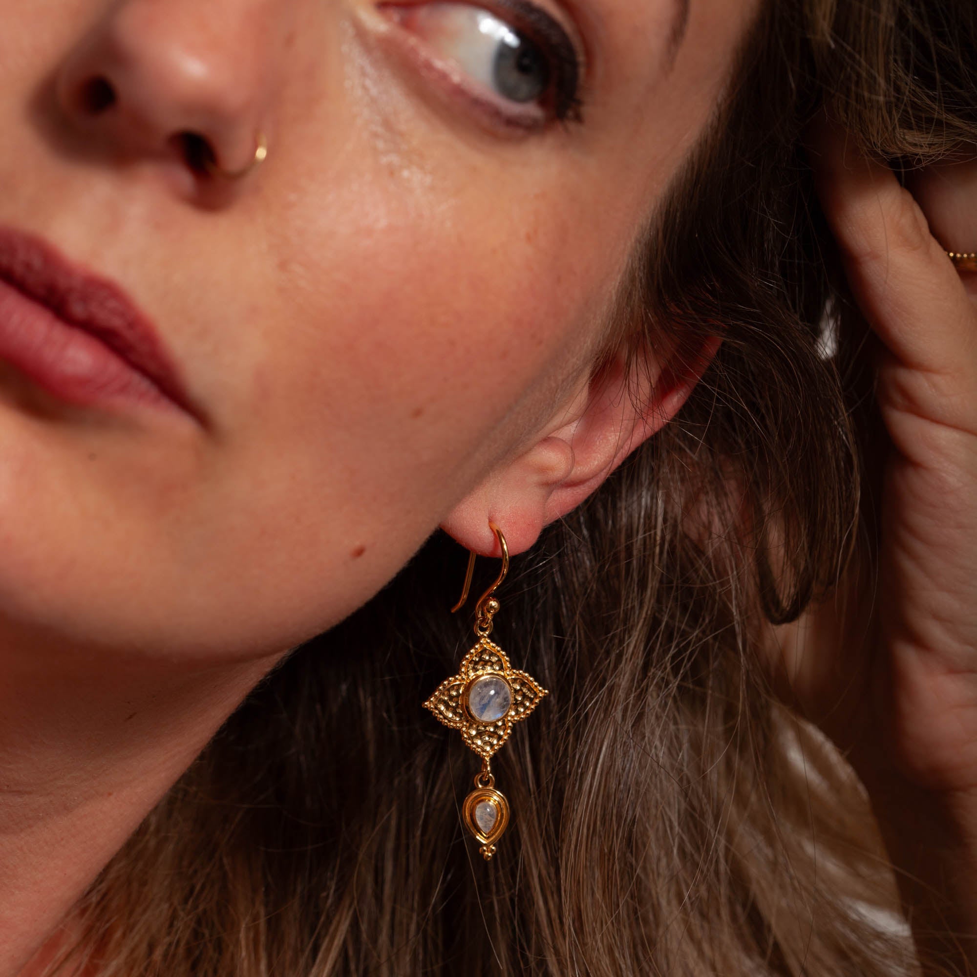 Celeste Mondstein Ohrringe | Gold