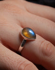 Fluidez Labradorit Ring | Silber