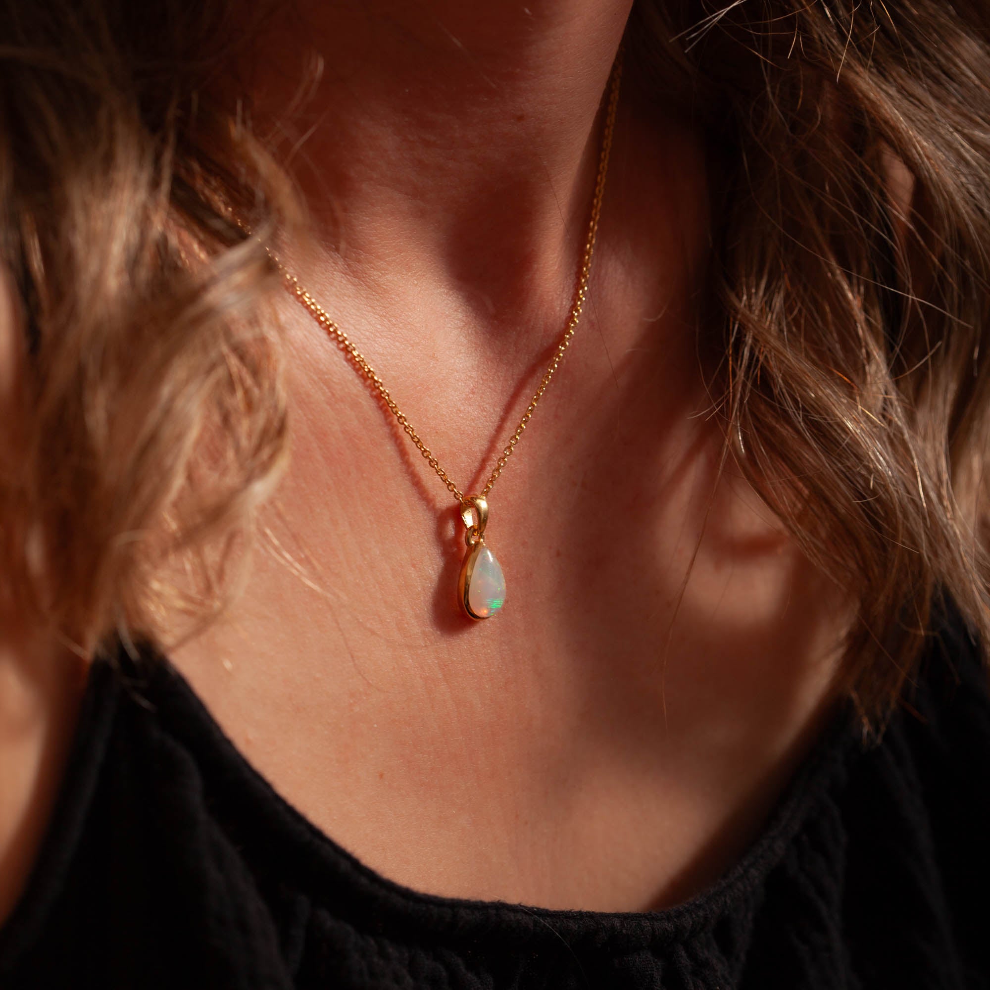 Fluidez Opal Anhänger | Gold