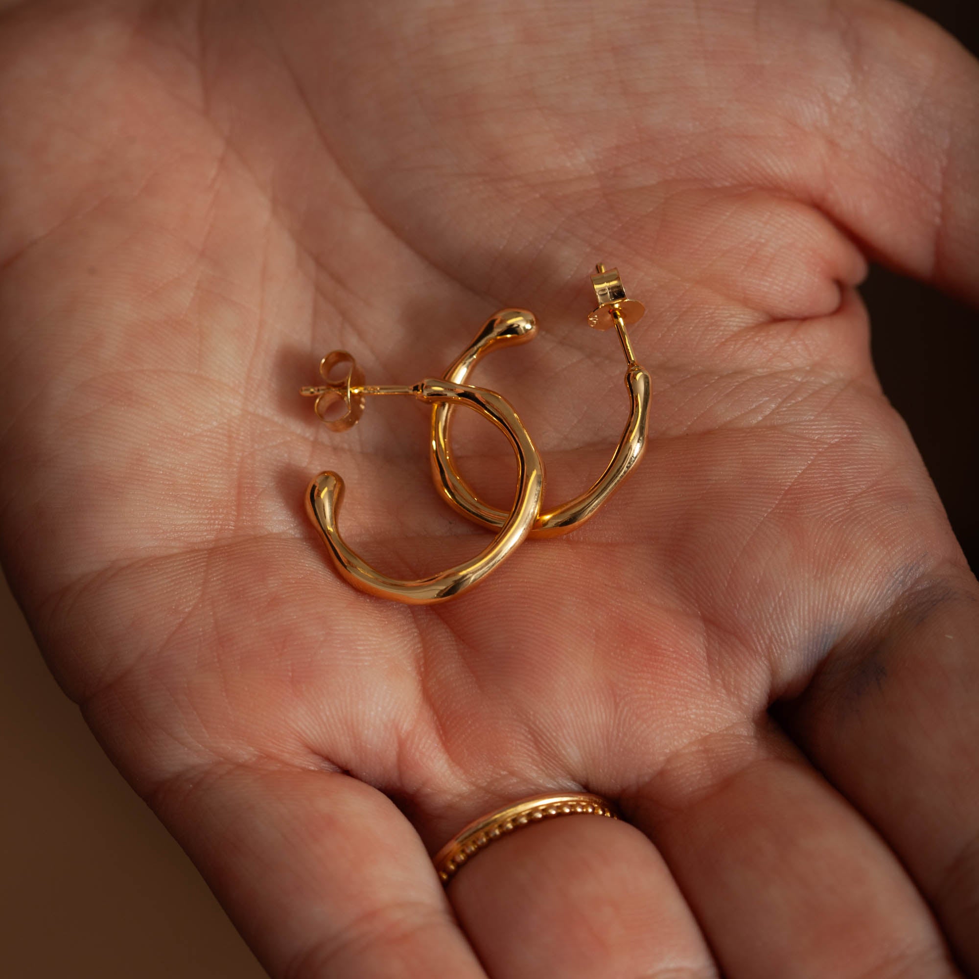 Luvia Hoop | Gold