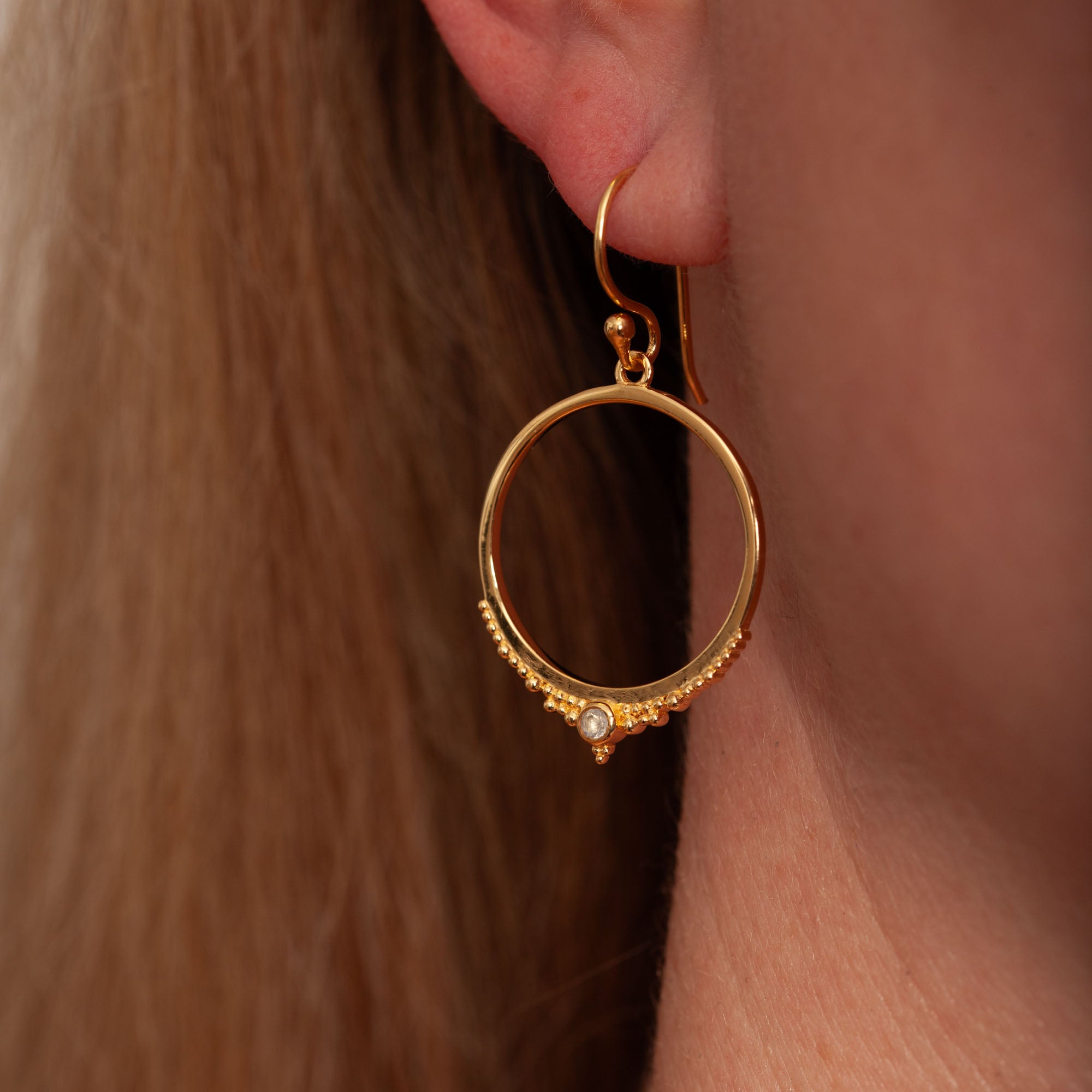 Circea Mondstein Ohrring | Gold