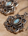 Alma de Loto Moonstone Earring | Silver