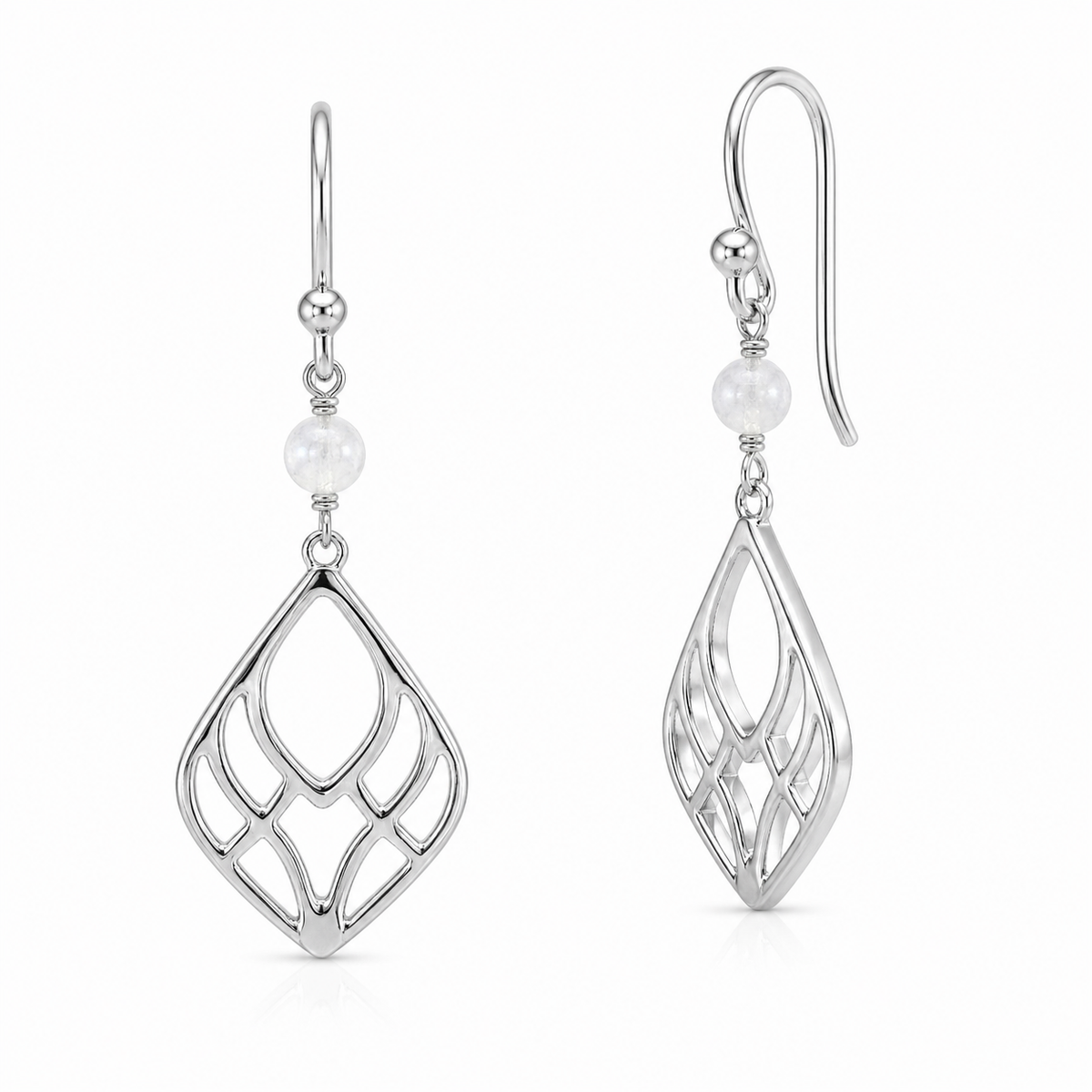 Avaé Mondstein Ohrringe Silber aus 925 Sterling Silber, Freisteller