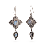 Alma de Loto Moonstone Earring | Silver