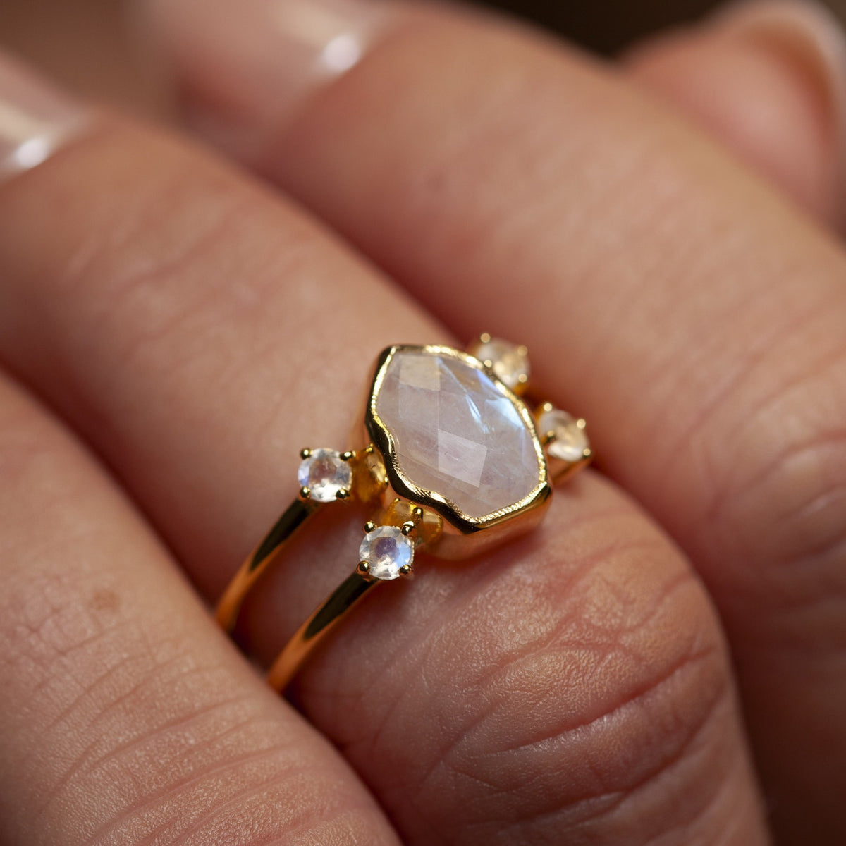 Estrano Mondstein Ring | Gold