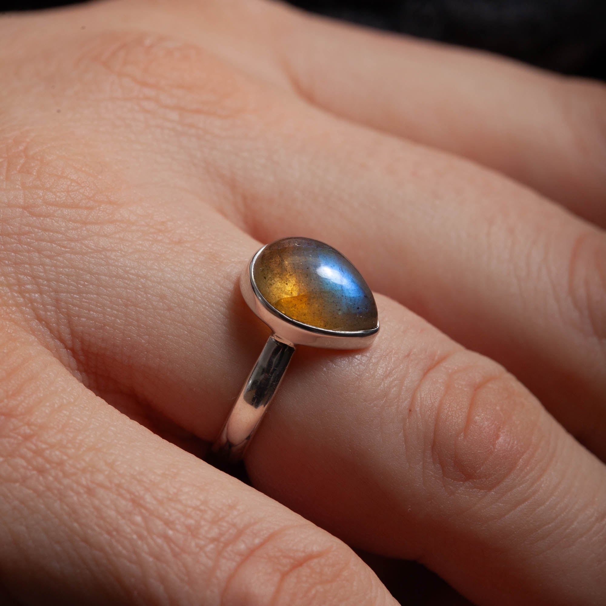 Fluidez Labradorit Ring | Silber