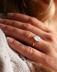 Fluidez Mondstein Ring | Gold