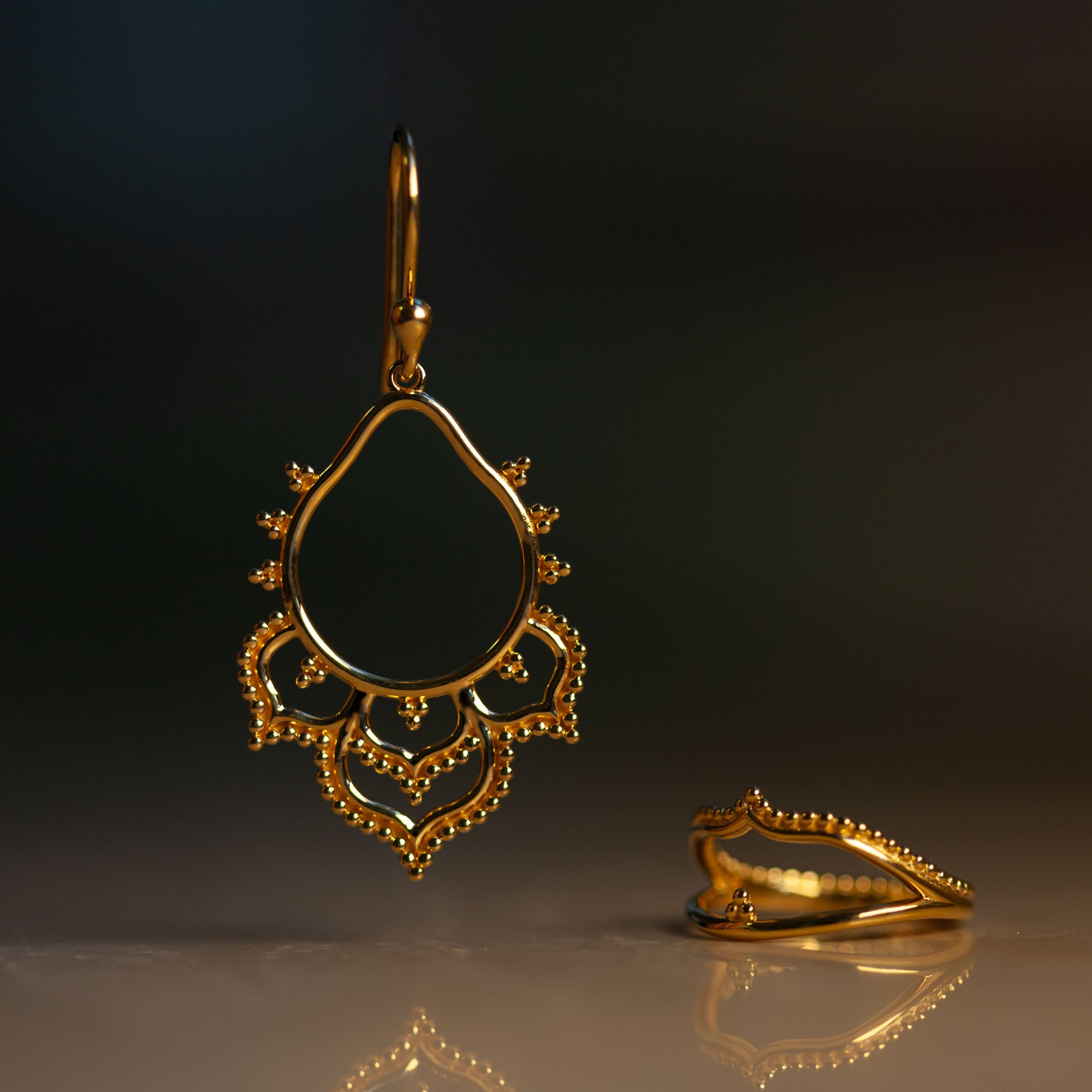 Alma de Loto Moonstone Earring | Silver