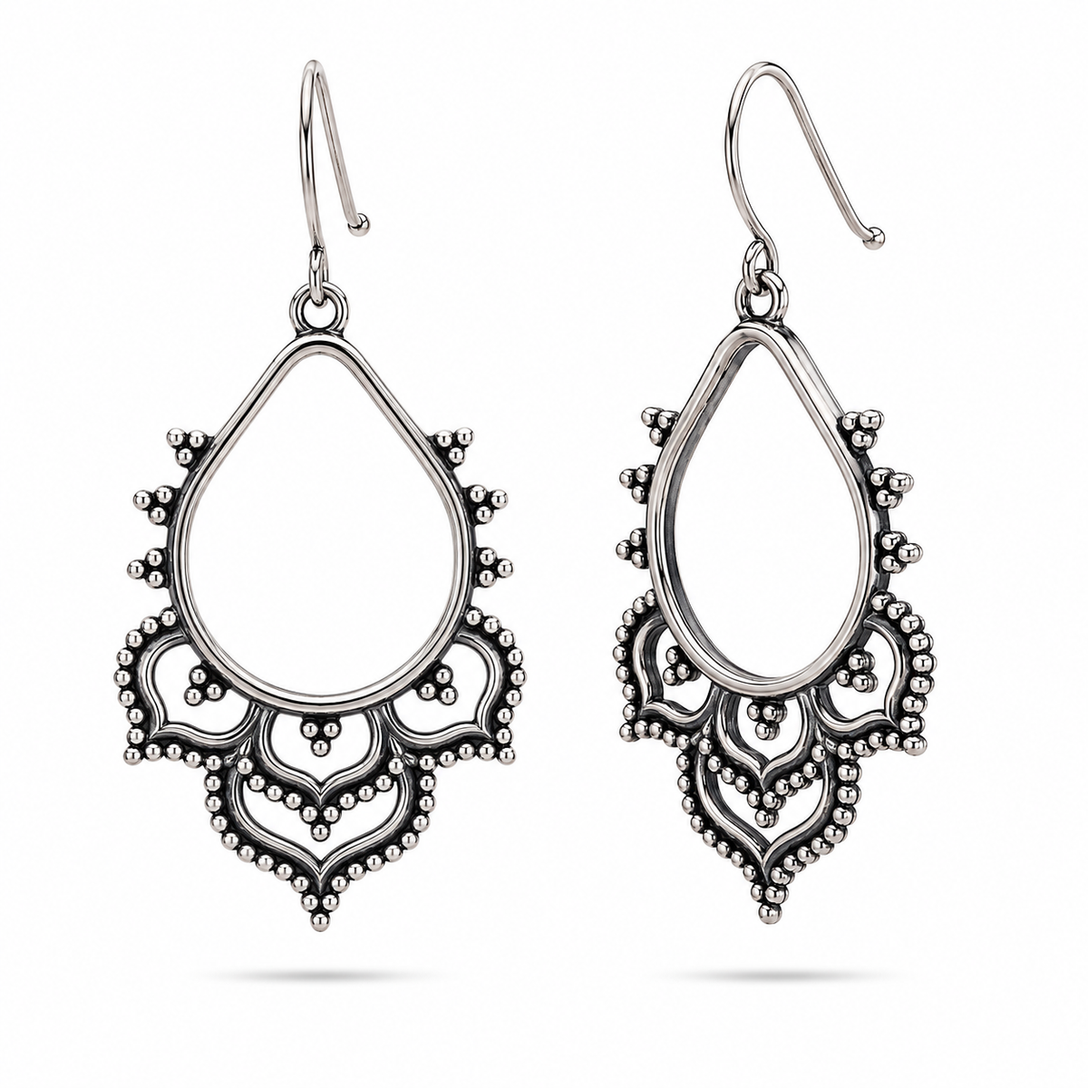 Alma de Loto Moonstone Earring | Silver