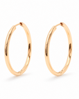 Lina Grande Hoops in Gold, Freisteller