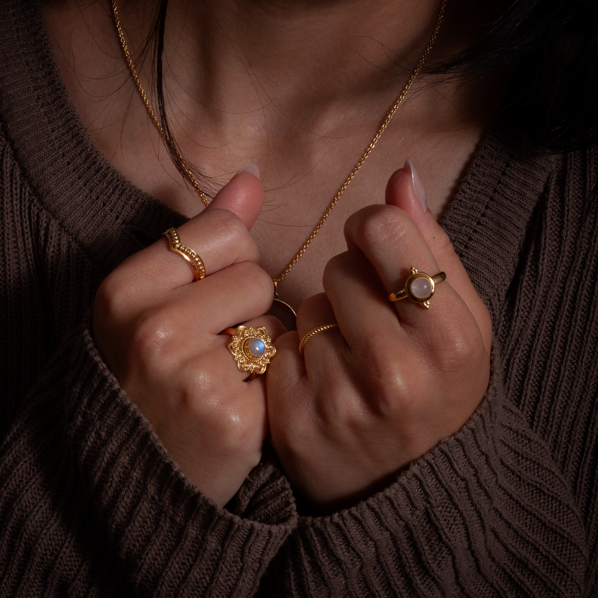 Espina & Gracia Ring Gold aus 925 Sterling Silber mit 18 Karat Vergoldung, getragen
