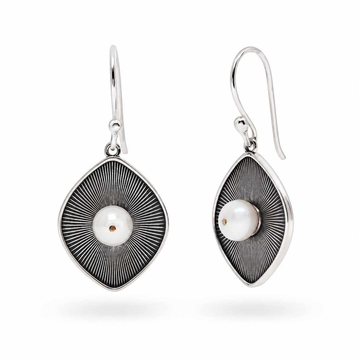Solenne Perlen Ohrringe | Silber