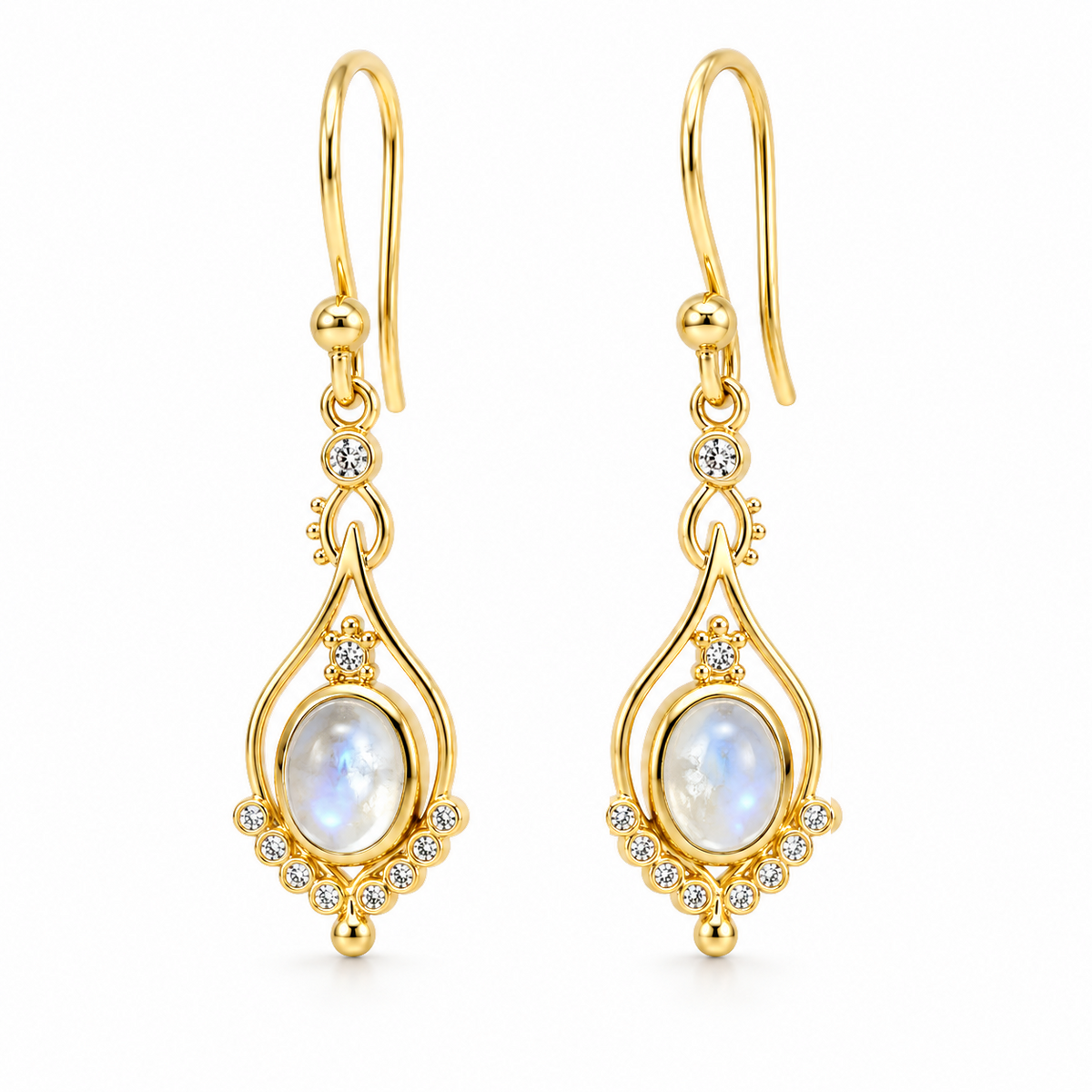 Valoura Mondstein Ohrringe Gold aus 925 Sterling Silber mit 18 Karat Vergoldung, Freisteller